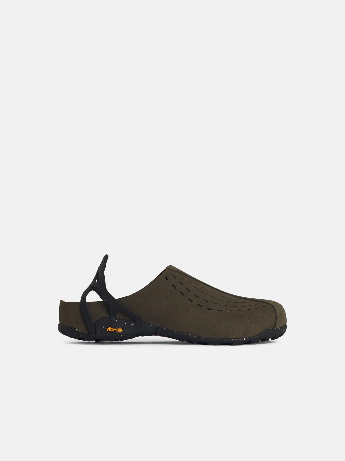 Roa Hiking 'fedaia' Green Leather Slippers In Green
