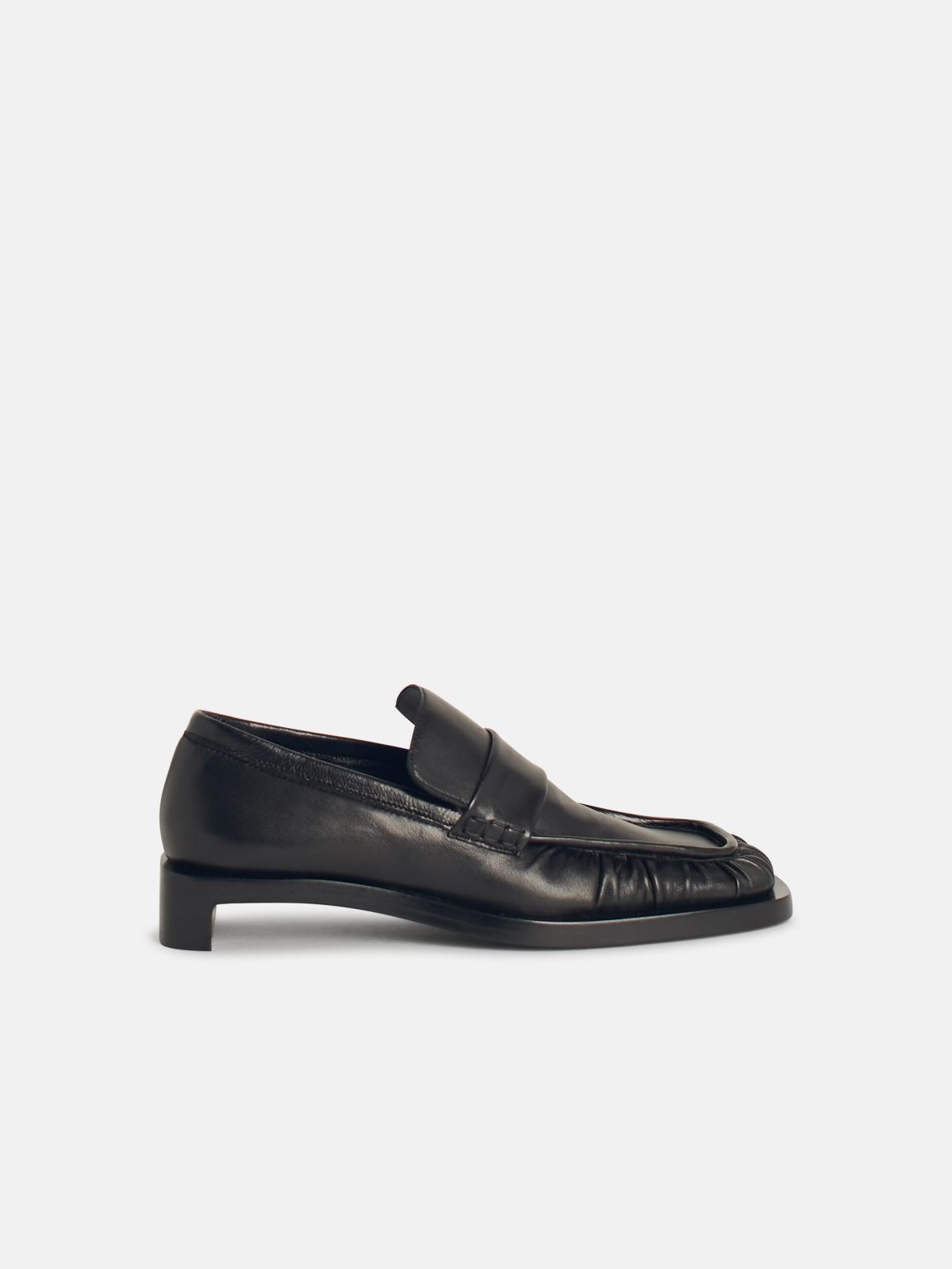 Jil Sander JIL SANDER 'Weeled' Black Leather Loafers　JIL SANDER ウィールド ブラック レザー ローファー