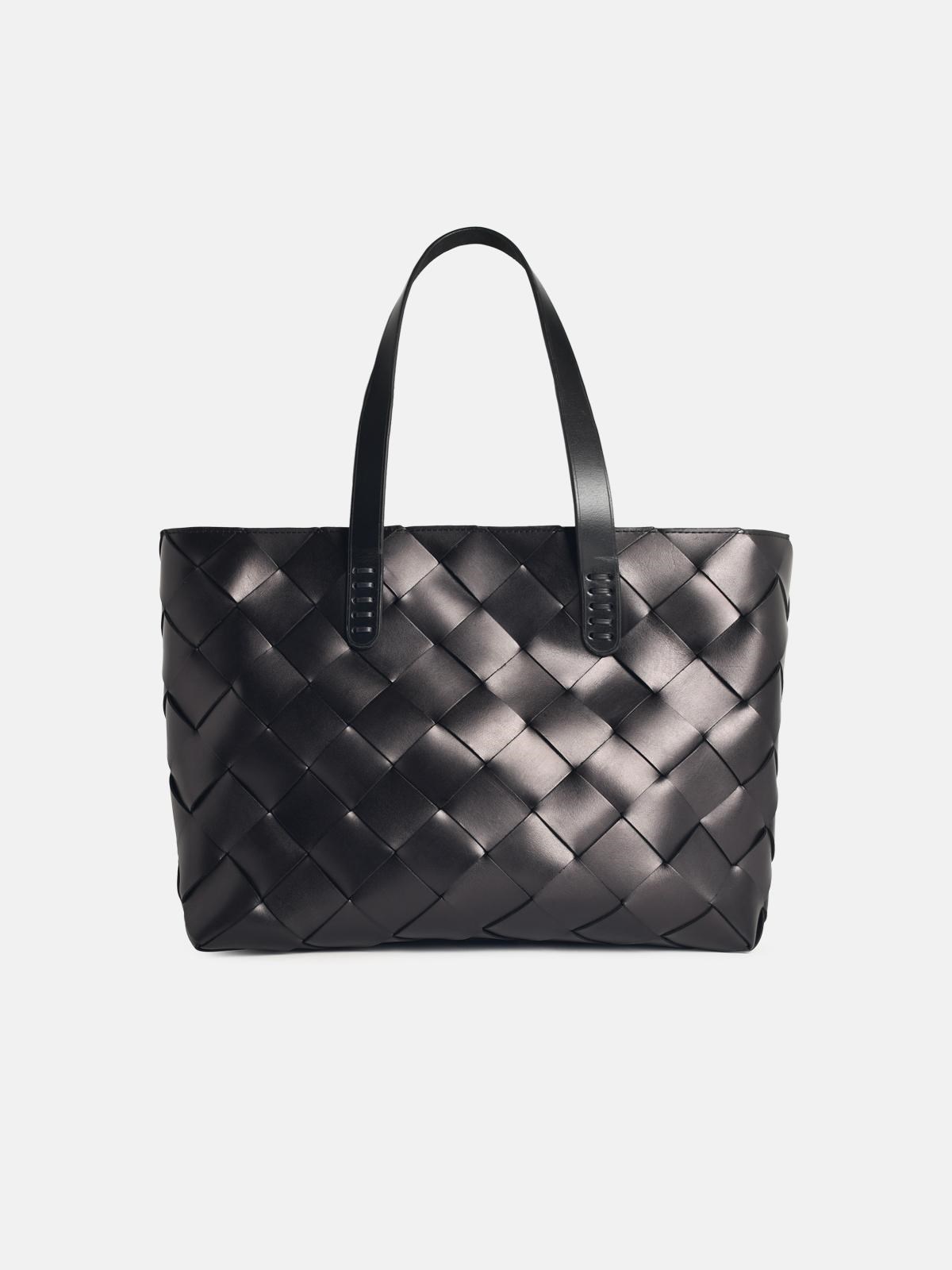 Dragon Diffusion 'crossover' Black Leather Bag In Black