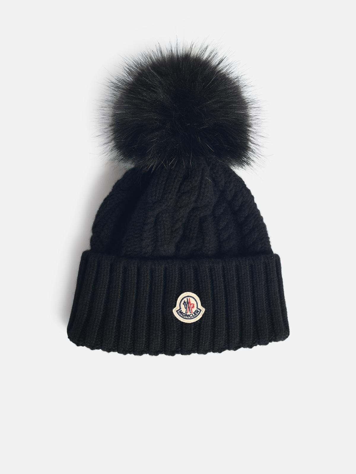 Moncler Virgin Wool And Black Cashmere Beanie In Black