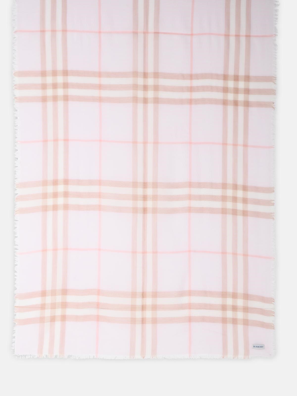 Burberry BURBERRY Wide Scarf In Quartz Pink 'Check' Wool　BURBERRY ワイド スカーフ クォーツ ピンク チェック ウール