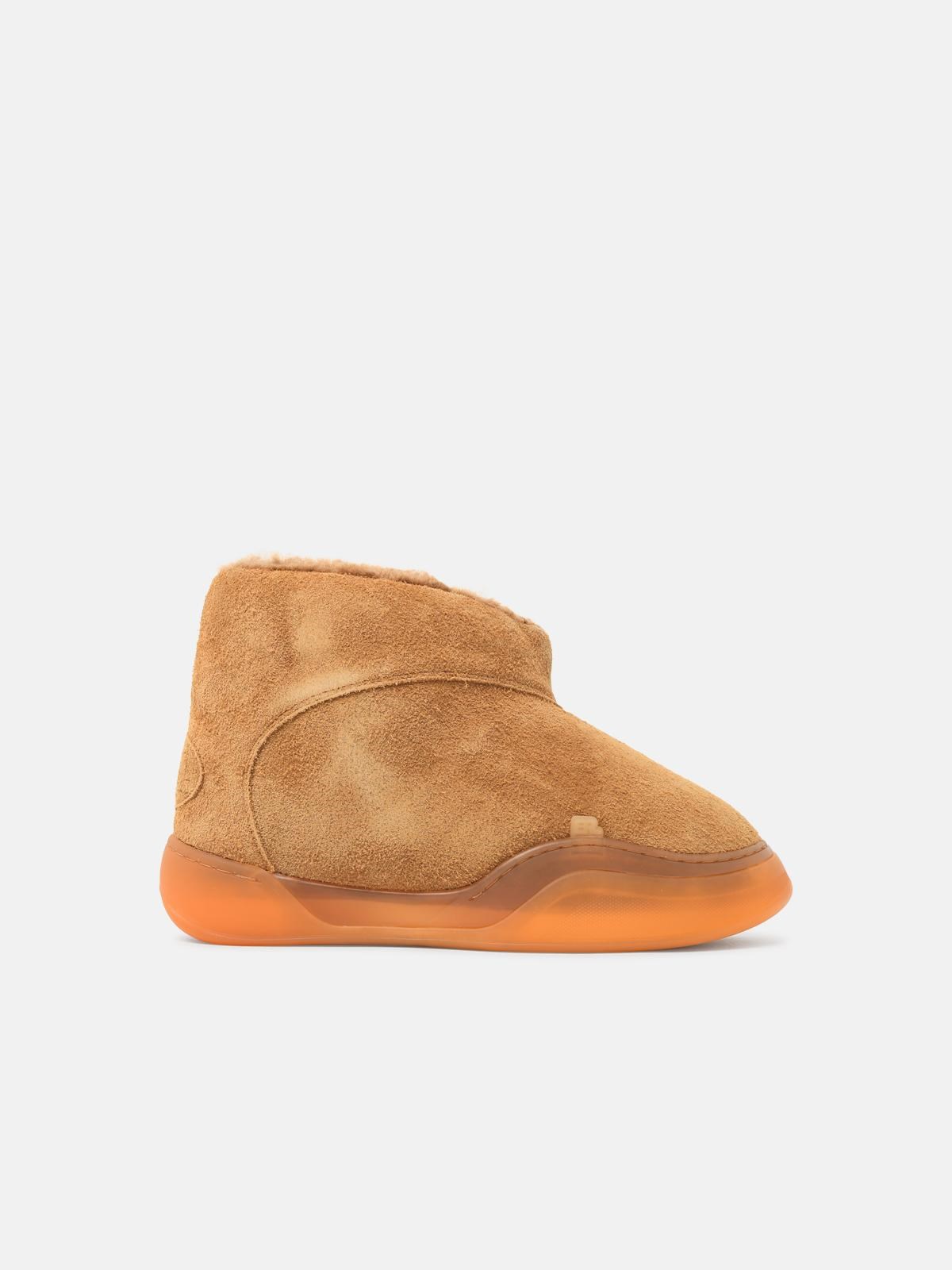 Erl 'vamp' 'natural' Suede Ankle Boots In Brown